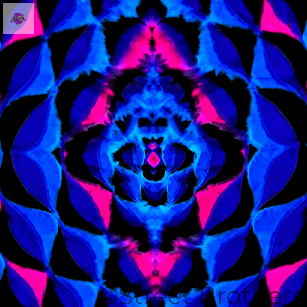 T-shirt tie dye mandala plié fond noir